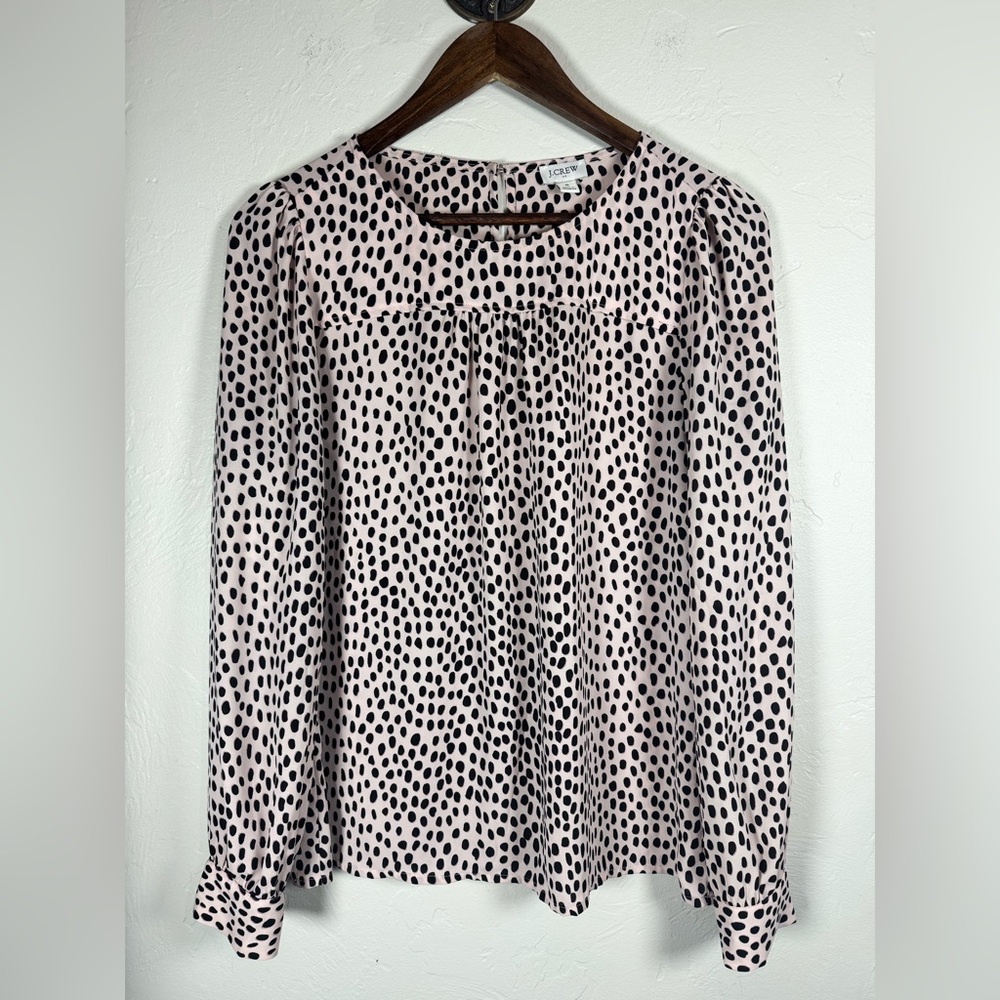 J. Crew Women's Peasant Blouse‎ in Light Pink with Dalmatian Dots Size Small